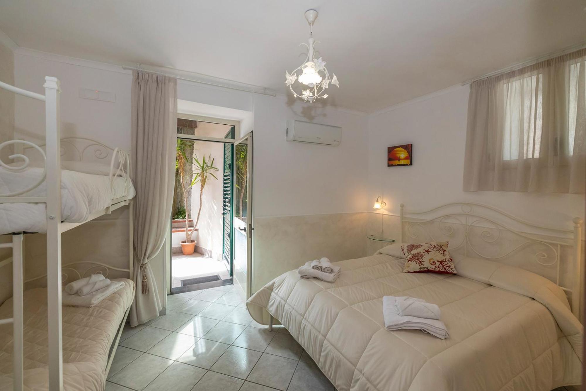 Le Marelle Hotel Furore Cameră foto